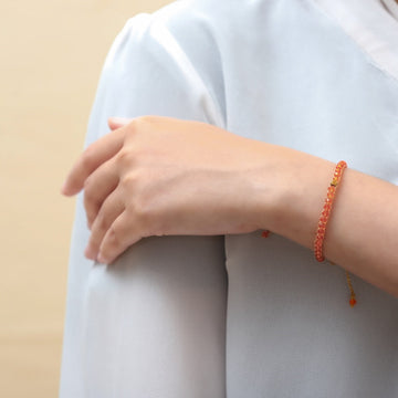 Fall 2025’s Maximalist Revival in Jewelry – How to Style Gemstone Bracelets Boldly