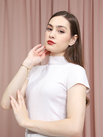From Smartwatches to Gemstones – Why People Are Pairing Tech with Natural Bracelets in 2025