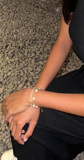 The Left vs. Right Wrist Debate – Does It Change the Energy of Your Bracelet?