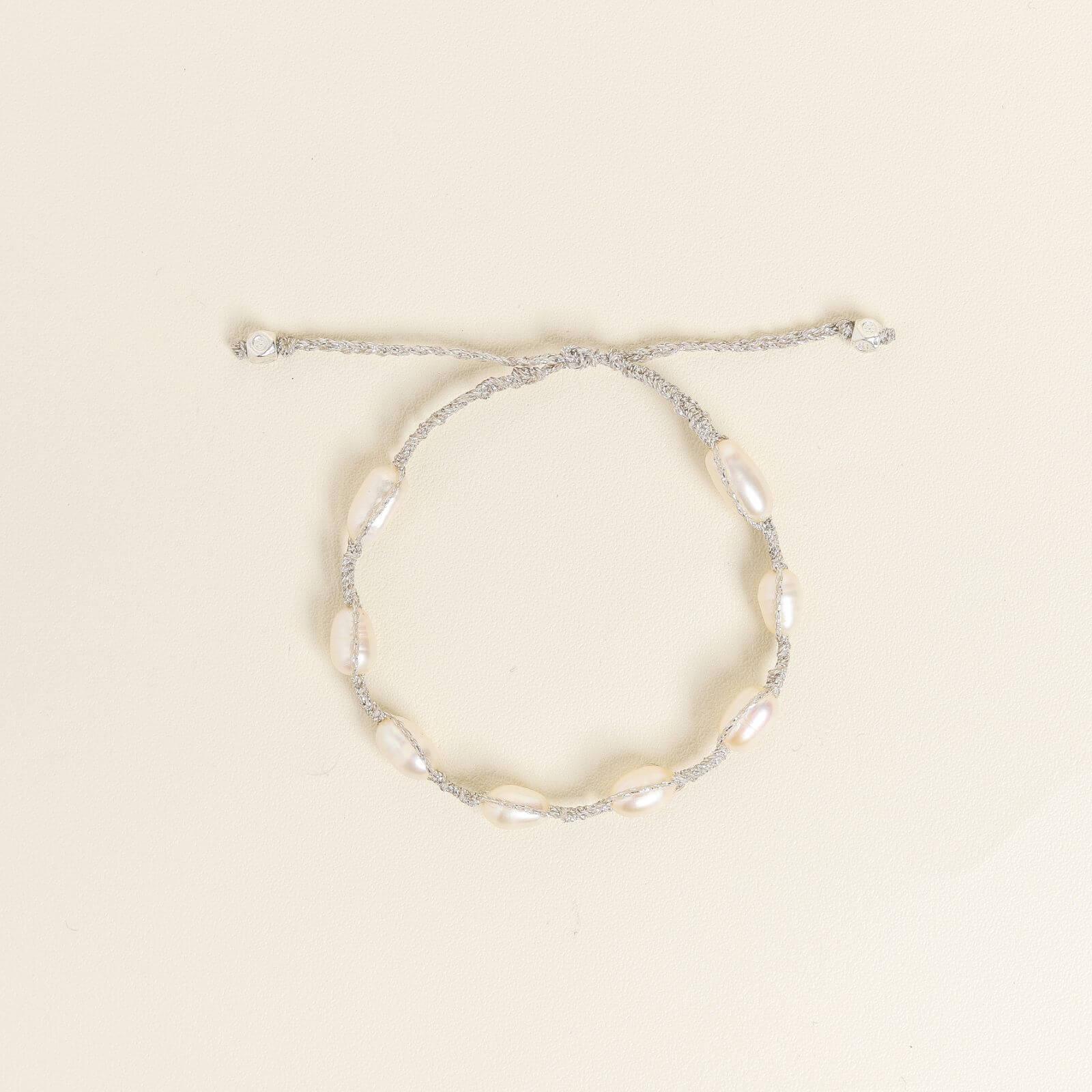 Silvery Luster Pearl Bracelet - praijing