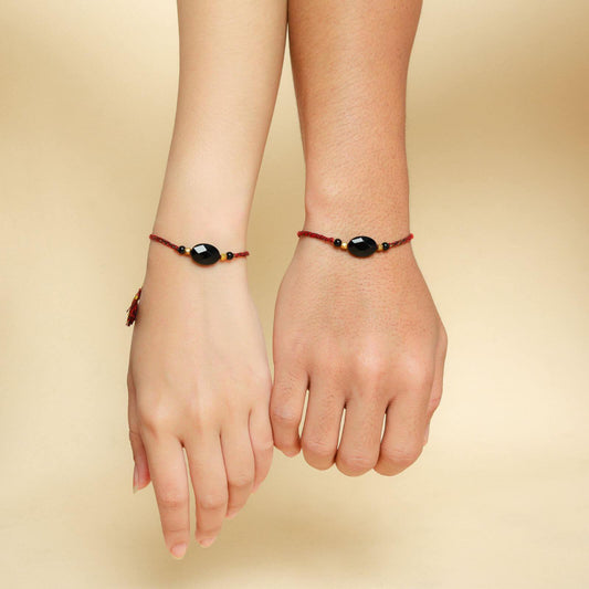 Yarnspirations Black Spinel Couple Bracelet - praijing